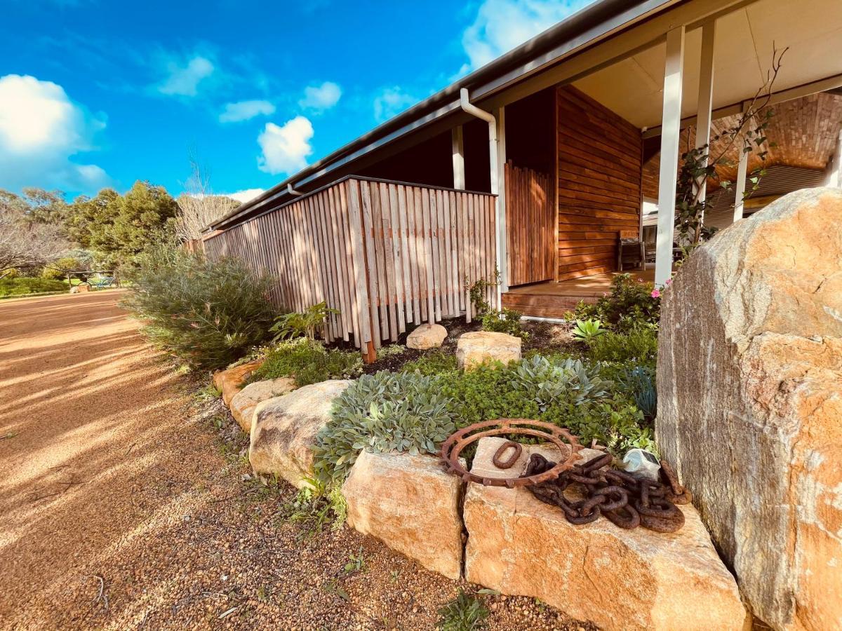Grape Juice Retreat Rustic Romantic Gateway 5Mins To Beaches & Town Margaret River Εξωτερικό φωτογραφία